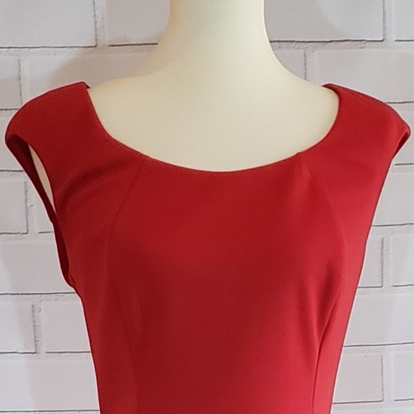 NWT WHITE HOUSE BLACK MARKET Red Sheath Dress - Picture 4 of 4